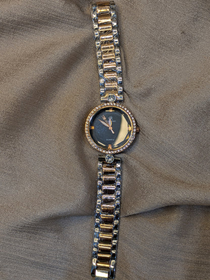 Daniel Klein Royal Edition With Diamond Bezel & Textured Black Dial