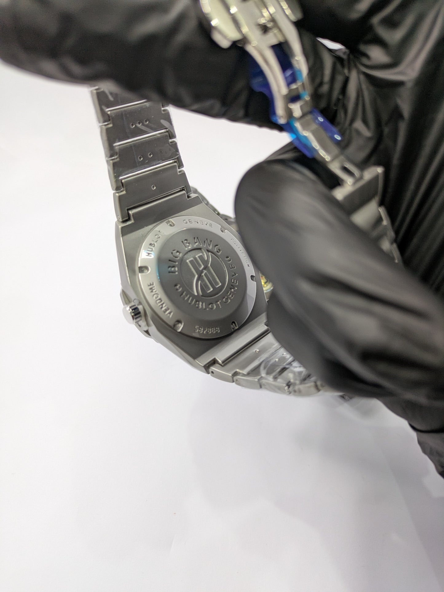 Hublot Diamond Cut Chain (Semi Auto) With Date