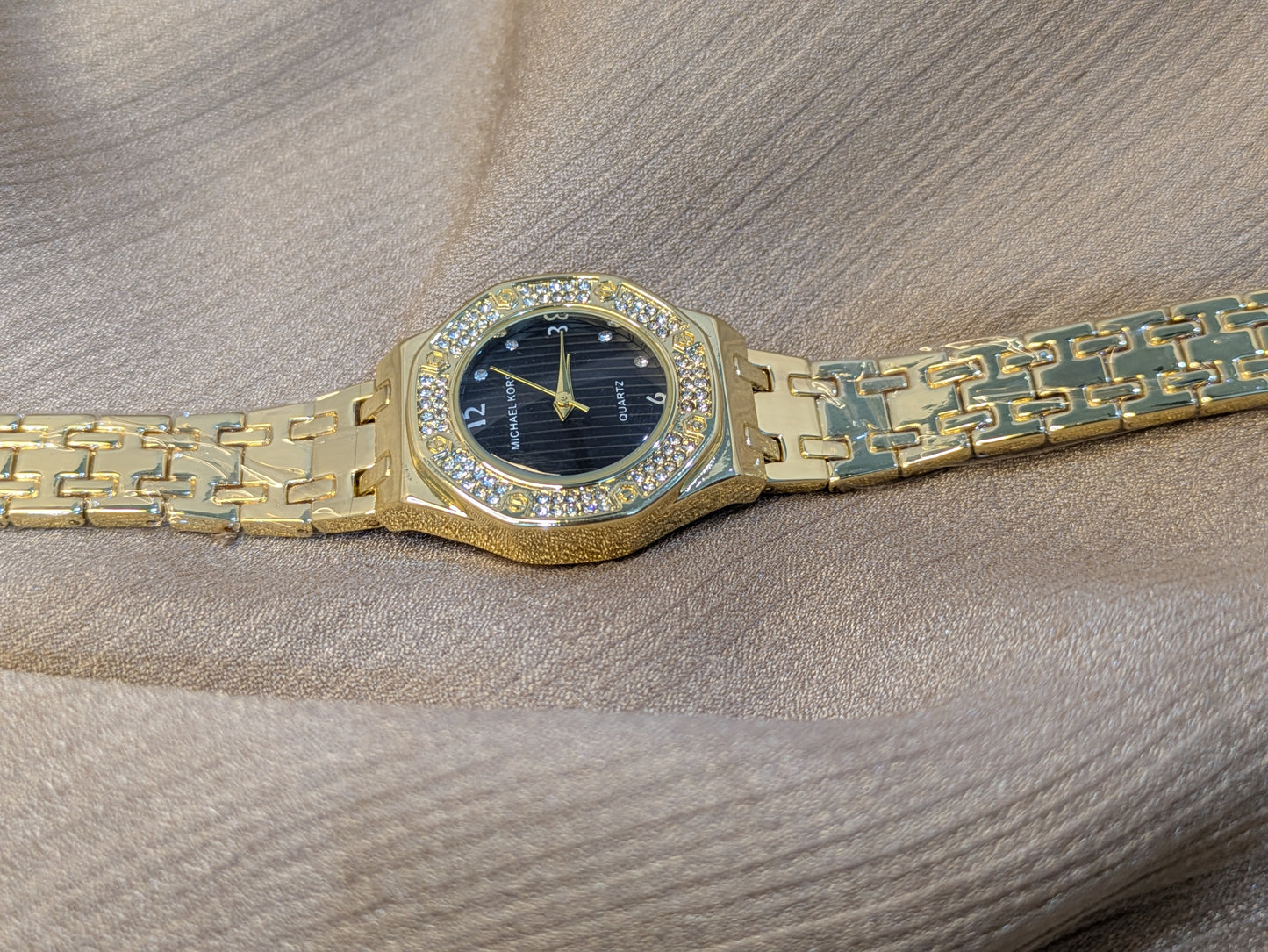 Michael Kors Gold Edition With Diamond Encrusted Bezel