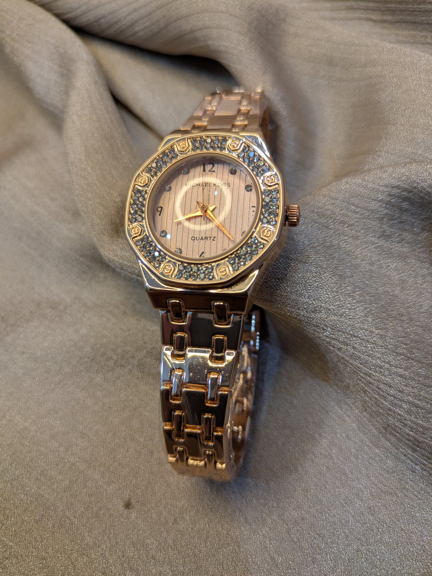 Michael Kors Rose Gold Edition With Diamond Encrusted Bezel