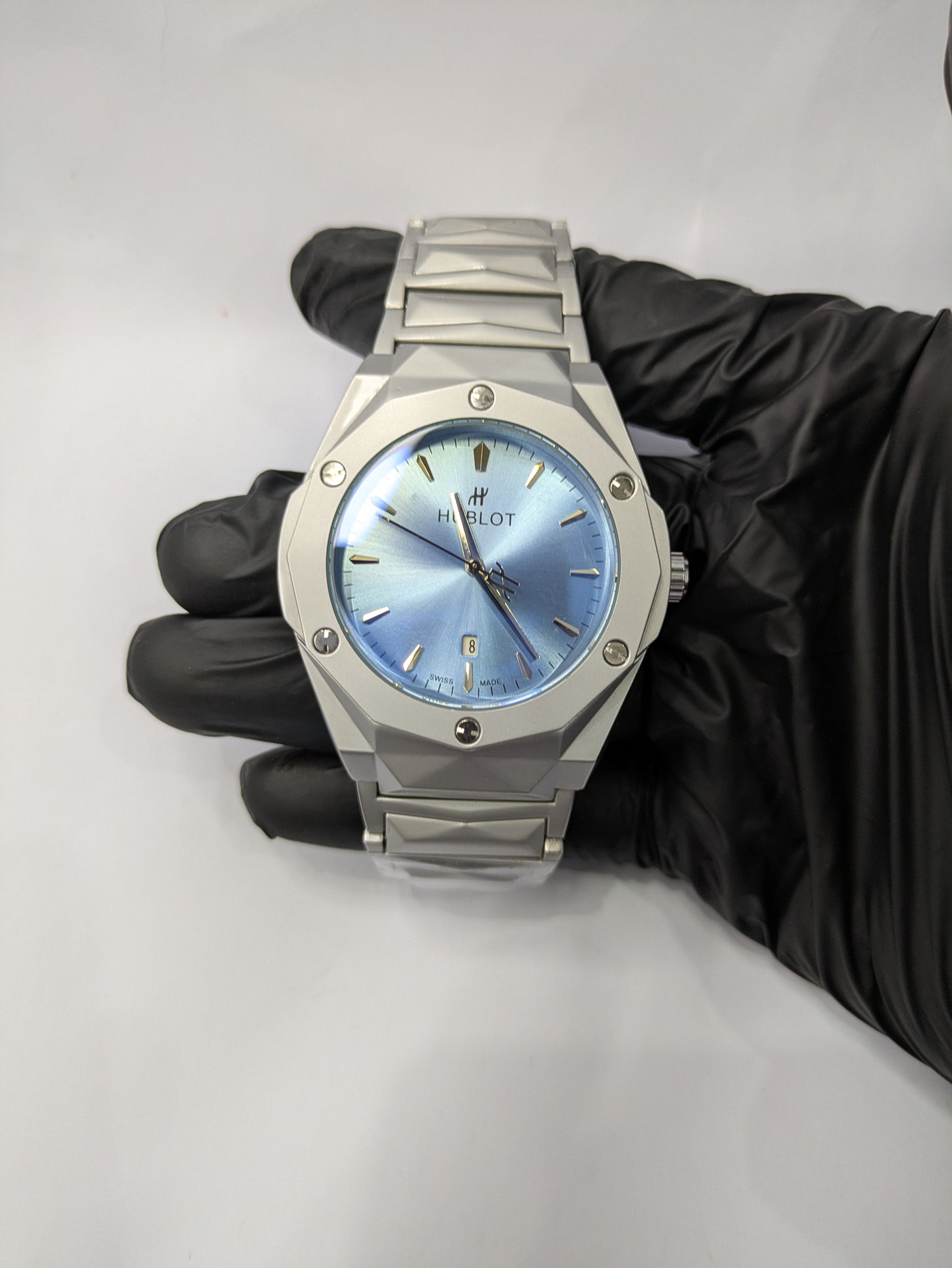 Hublot Diamond Cut Chain With Date