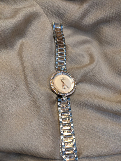 Daniel Klein Royal Edition With Diamond Bezel & Textured White Dial