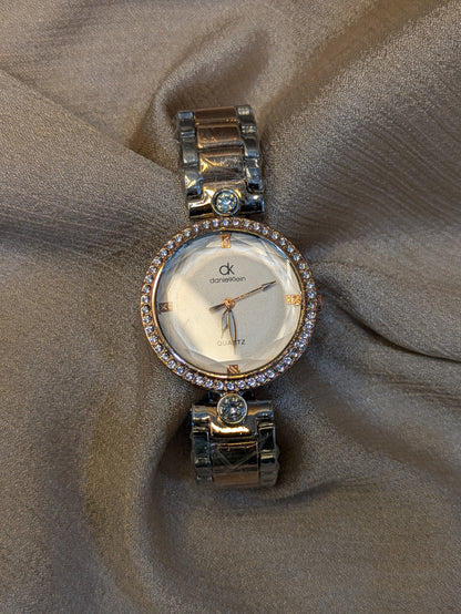 Daniel Klein Royal Edition With Diamond Bezel & Textured White Dial